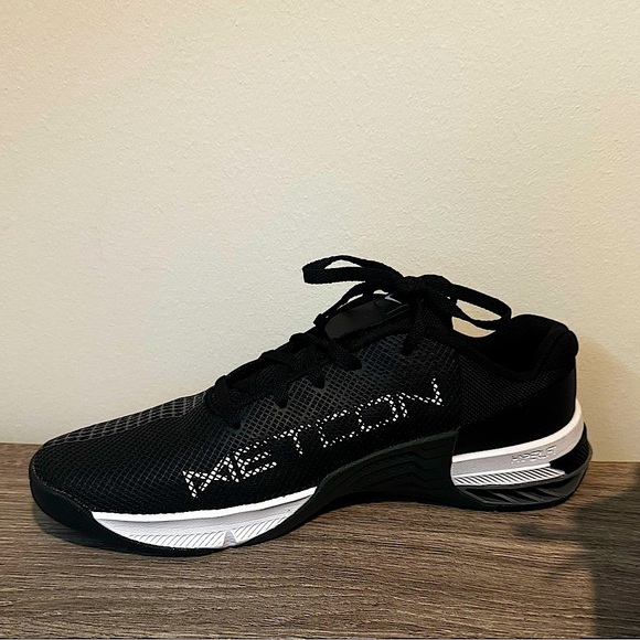 NWOB Nike Metcon 8 Running Sneaker DO9328 001 Smoke Grey Size 10 SOLD OUT - Picture 4 of 12